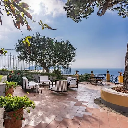 Villa Murat Historic With Heated Pool And Concierge Massa Lubrense