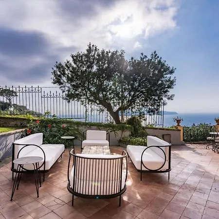 Murat Historic With Heated Pool And Concierge * Massa Lubrense