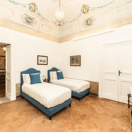 Murat Historic With Heated Pool And Concierge Massa Lubrense